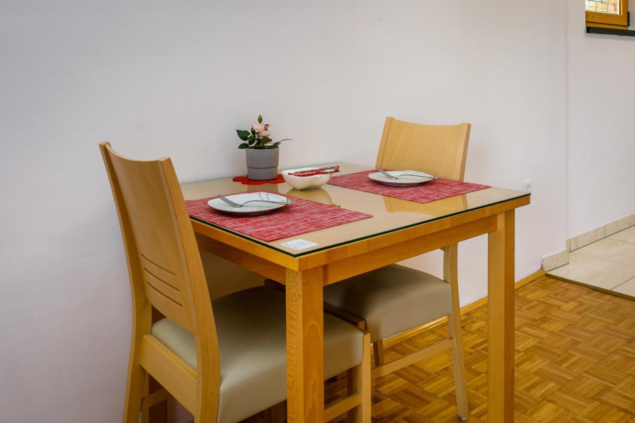 Studios Nada Krk Town Dış mekan fotoğraf