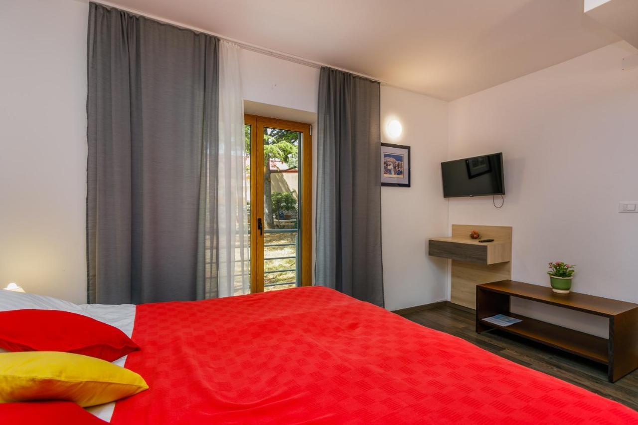 Studios Nada Krk Town Dış mekan fotoğraf